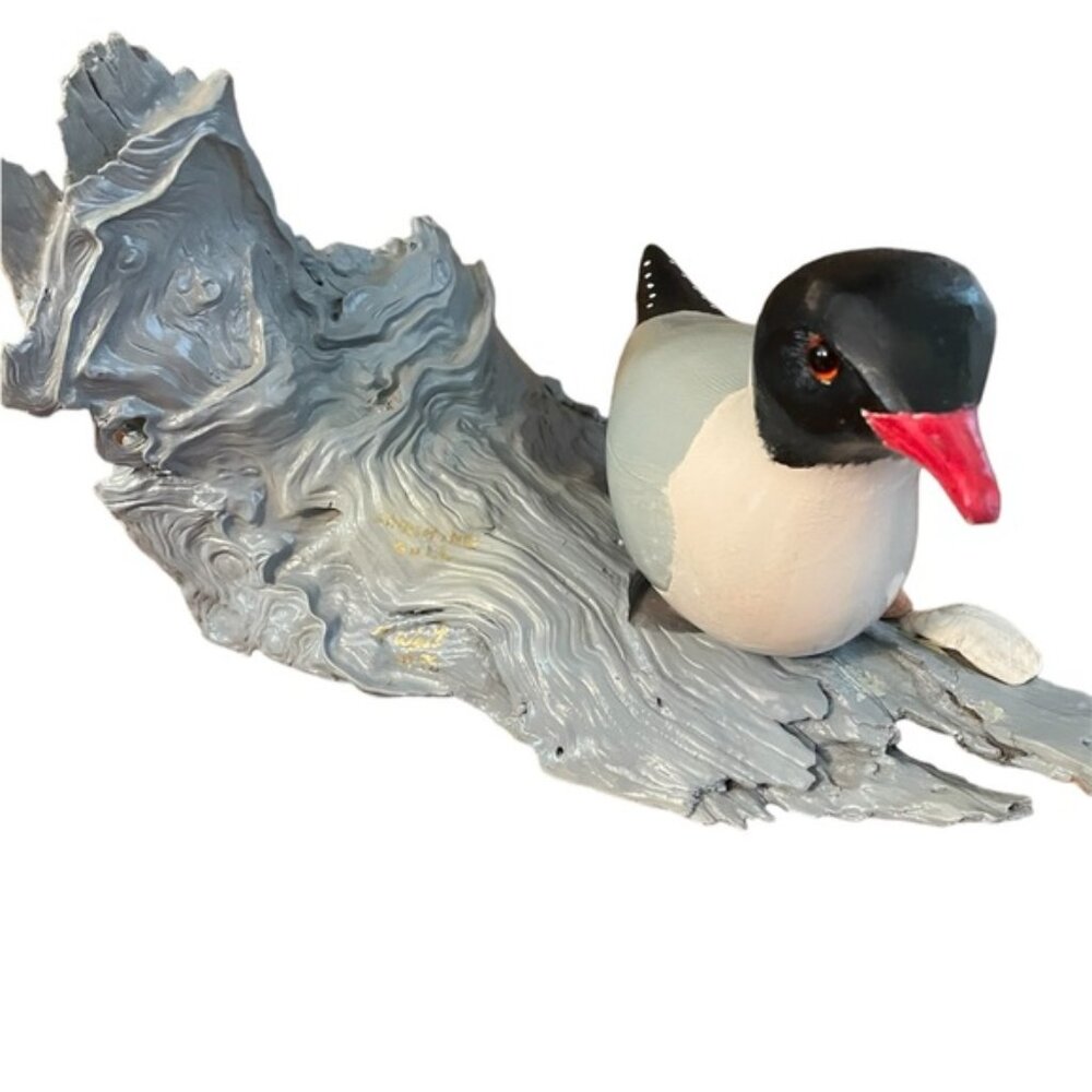Wooden Herring Gull Decor on Driftwood